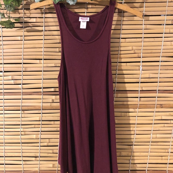 Very Short Loose Maroon Dress - Picture 3 of 4
